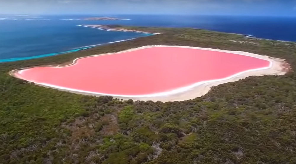 Lake Hillier