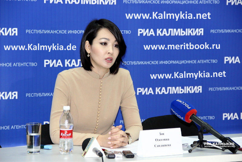 Zoya Sandzhieva Zoya Sandzhieva