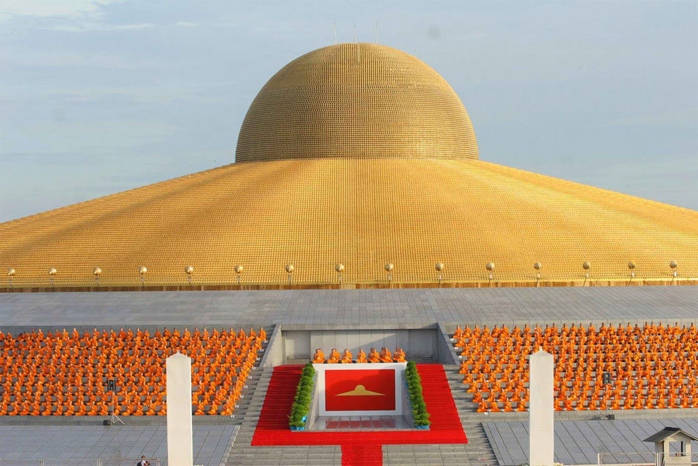 Thailand temple Wat Phra Dhammakaya